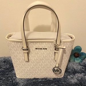 NWT Michael Kors Small Zip Tote